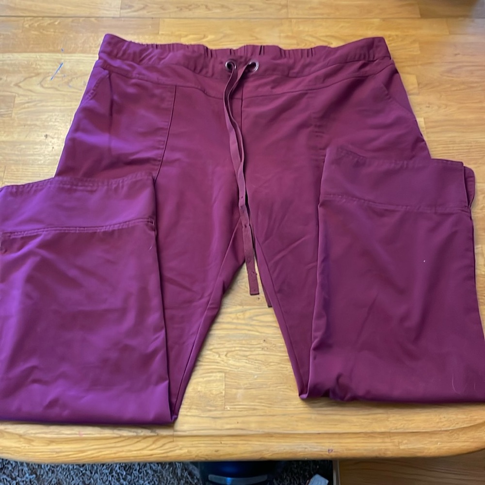 Women’s burgundy, maroon Grey’s Anatomy scrub set